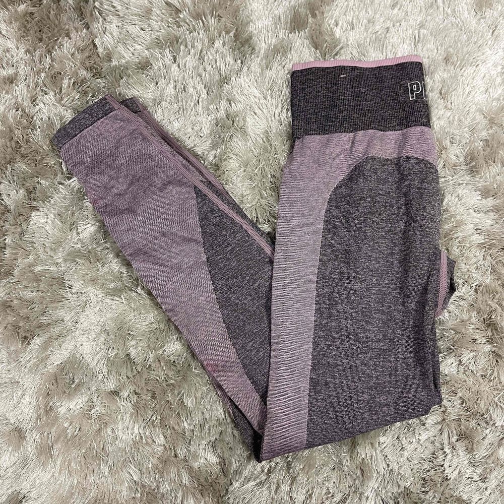 VS Pink High-Waisted Color-Blocked Leggings Size XS